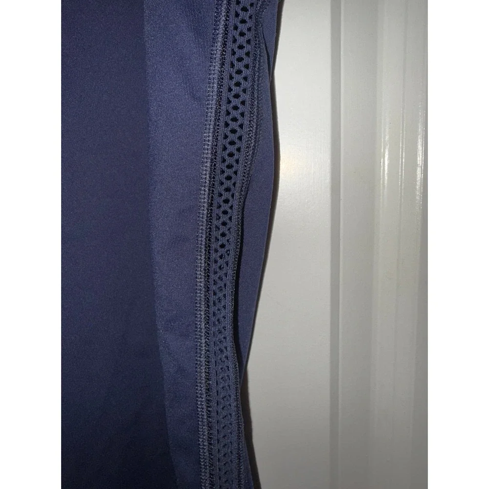 Victorias Secret Leggings Navy Size‎ Large .